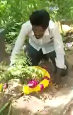 விஜயின் பிரச்சாரத்தில்   பலியான 2 வயது குழந்தை; கல்லறை முன்பாக கதறிய தாய்மாமன்! 